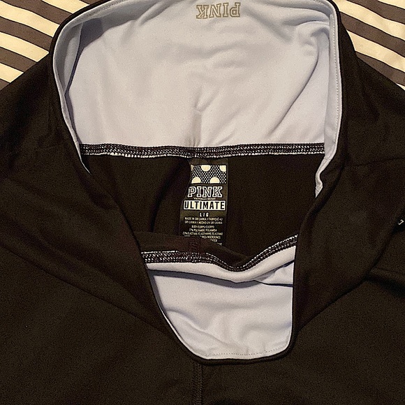 High waisted ultimate leggings, gently worn. - Picture 3 of 4